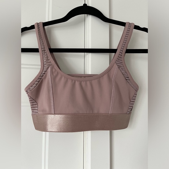 BELOFORTE & JED NORTH
PRE-OWNED | SET Bra & Capri Pants
NWOT Sparkly Leggings - Picture 10 of 13